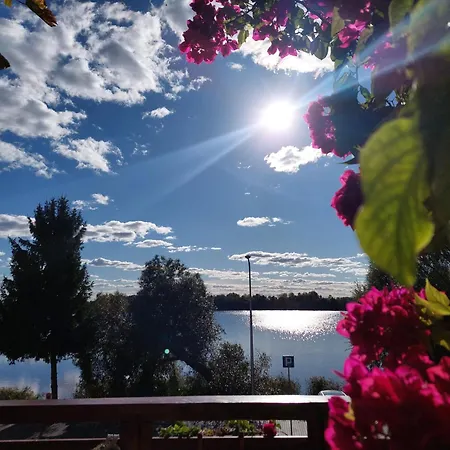 Проживание в семье Zakatek Nad Jeziorem