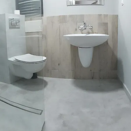Zakatek Nad Jeziorem * Ełk